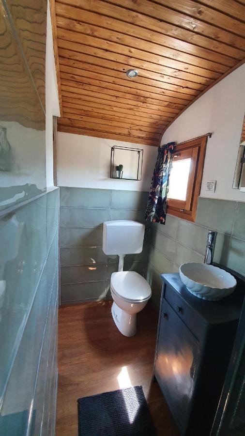 Tiszaszolos Tisza White House B&B 객실 사진