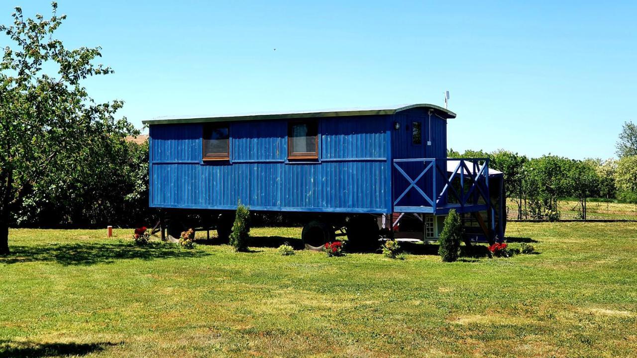 Tiszaszolos Tisza White House B&B 외부 사진